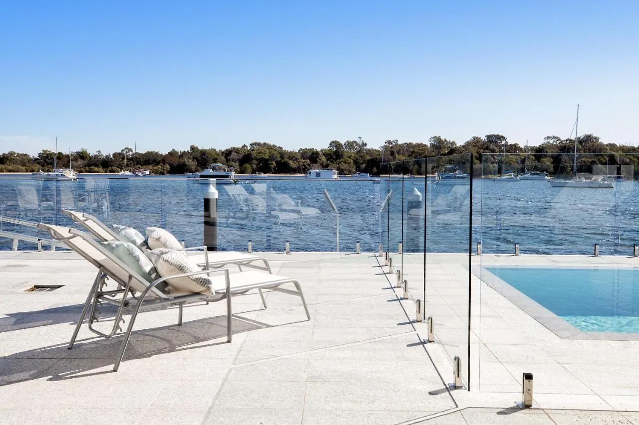 The River Rest - Noosa Jetty Stay Australien
